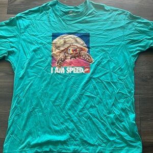 Nike - men’s L - tee - closet clean out